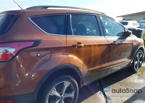 2017 Ford Escape Se из США, поврежденный, VIN 1FMCU0GD1HUD53230